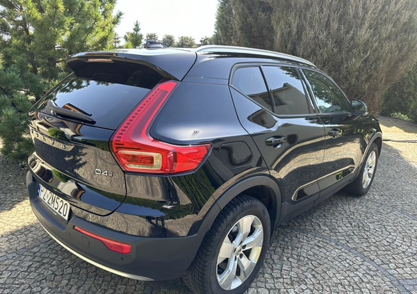 Volvo XC 40 cena 129899 przebieg: 87000, rok produkcji 2018 z Poznań małe 92